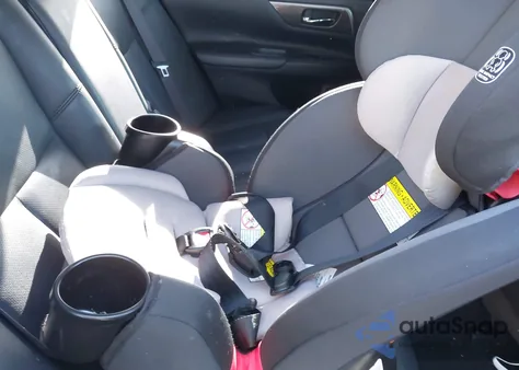 2015 Nissan Altima 2.5/2.5 S/2.5 Sl/2.5 Sv from USA, damaged, VIN 1N4AL3AP6FN368709